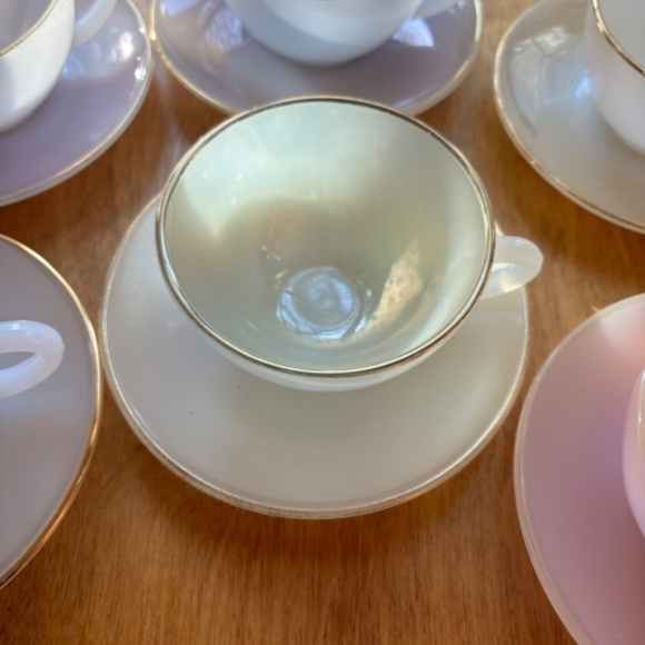 Vintage 60s Arcopal Harlequin Espresso Cups, Opaline Pastel, French Midcentury - Picture 13 of 16